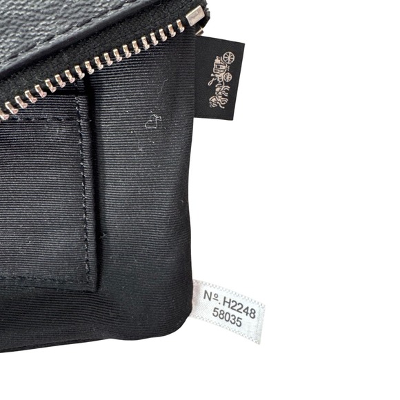 Coach Signature Canvas Corner Zip Wristlet